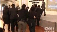 video Köşk'teki törende acı an...