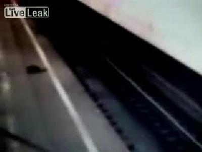 metroda feci ölüm