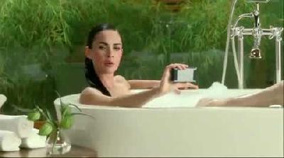 Megan Fox - Motorola Reklamı